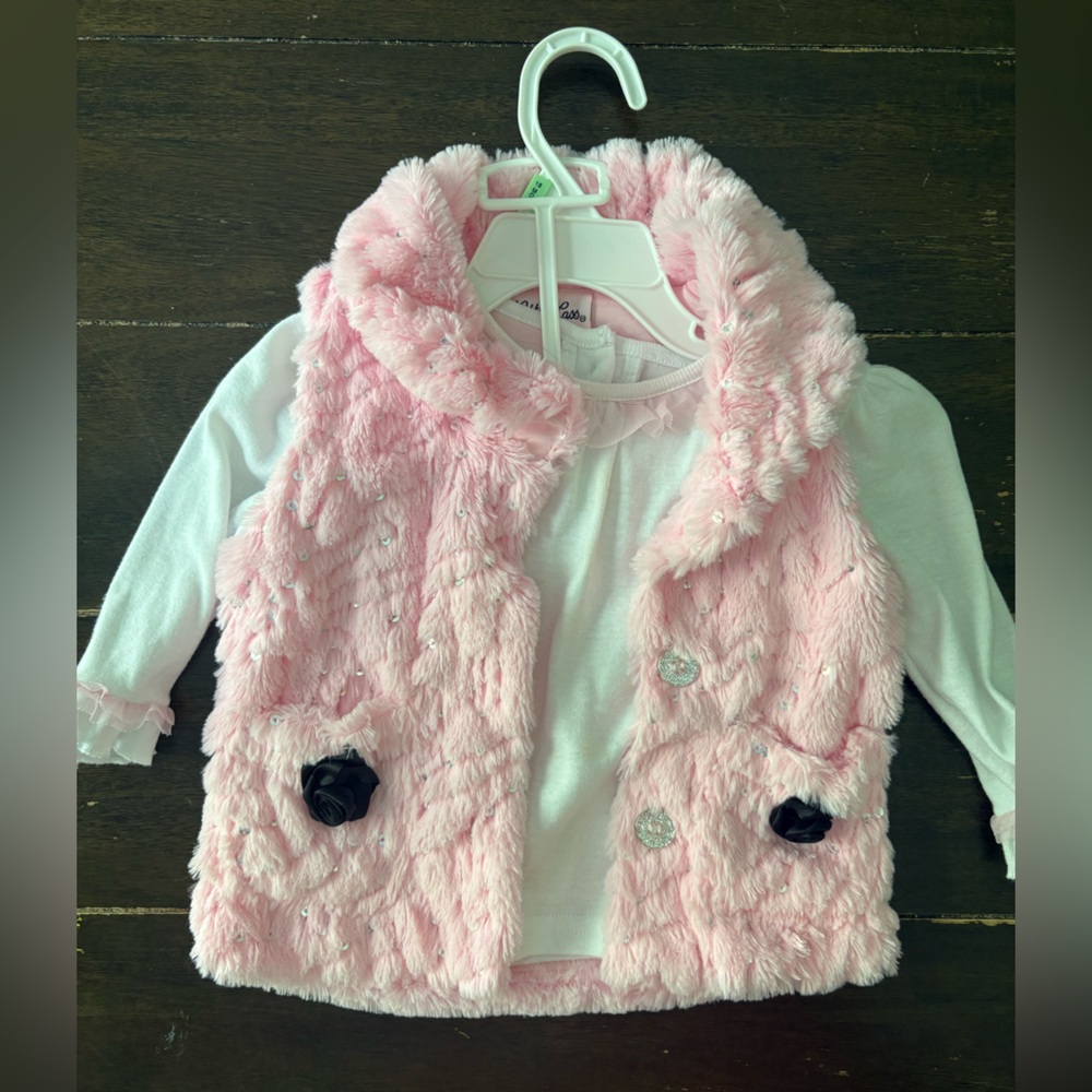 Little Lass Girls 18 Month Long Sleeve Top with Matching Fuzzy Coat